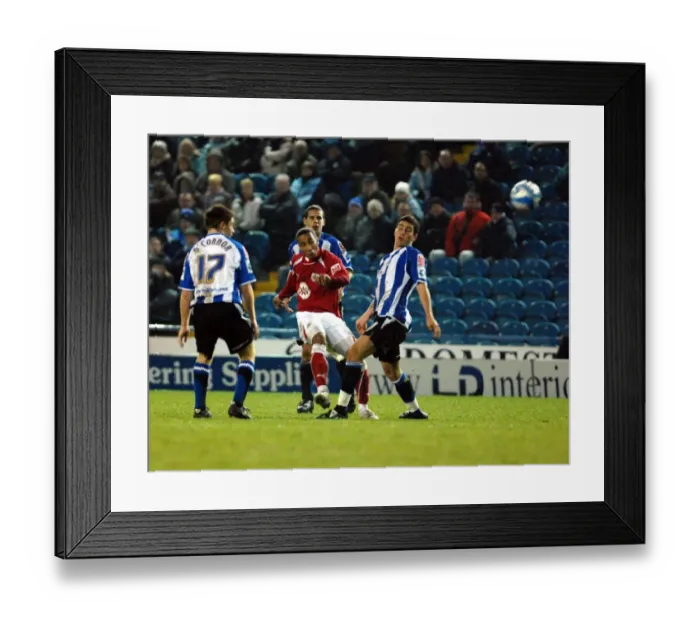 Framed Print : Nicky Maynard sees his shot fly just over