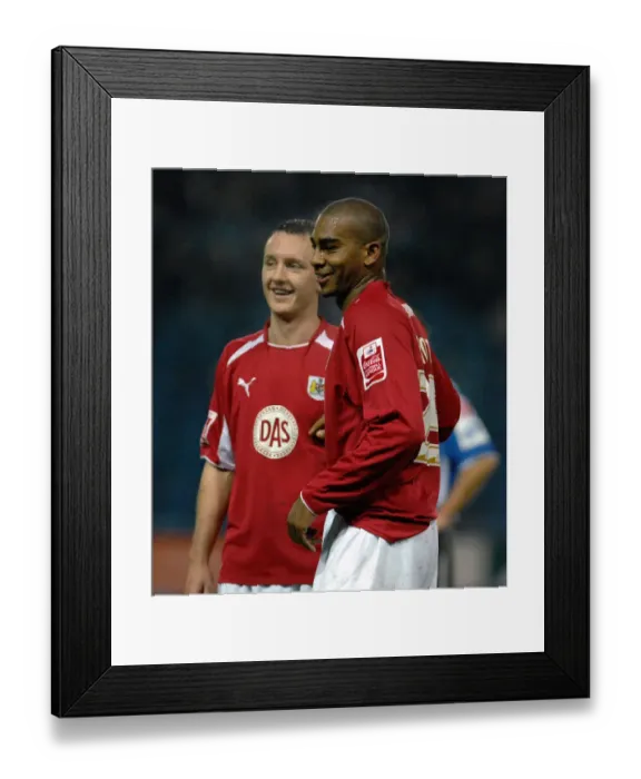 Framed Print : Marvin Elliott and Gavin Williams manage to see the funny side Framed Print : Marvin Elliott and Gavin Williams manage to see the funny side