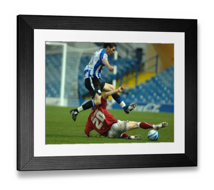 Framed Print : Gavin Williams tackles Lewis Buxton Framed Print : Gavin Williams tackles Lewis Buxton