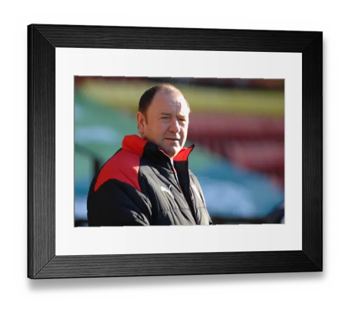 Framed Print : A Football Rivalry: Championship Showdown - Watford vs. Bristol City (08-09 Season) Framed Print : A Football Rivalry: Championship Showdown - Watford vs. Bristol City (08-09 Season)