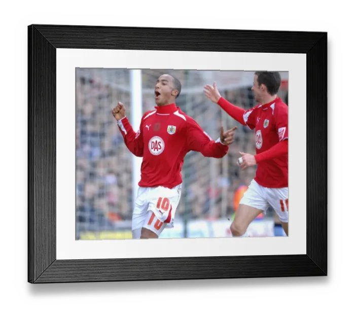 Framed Print : Watford vs. Bristol City: A Football Rivalry - Season 08-09 Framed Print : Watford vs. Bristol City: A Football Rivalry - Season 08-09