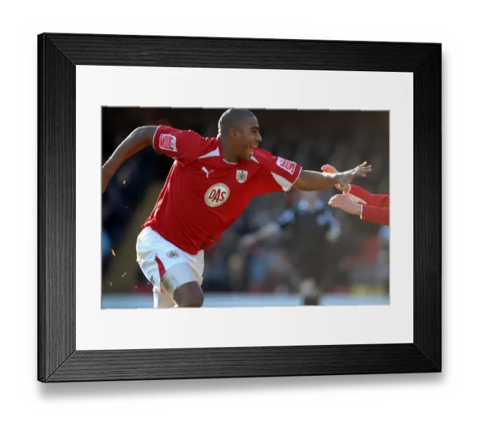 Framed Print : Watford vs. Bristol City: A Football Rivalry - Season 08-09 Framed Print : Watford vs. Bristol City: A Football Rivalry - Season 08-09