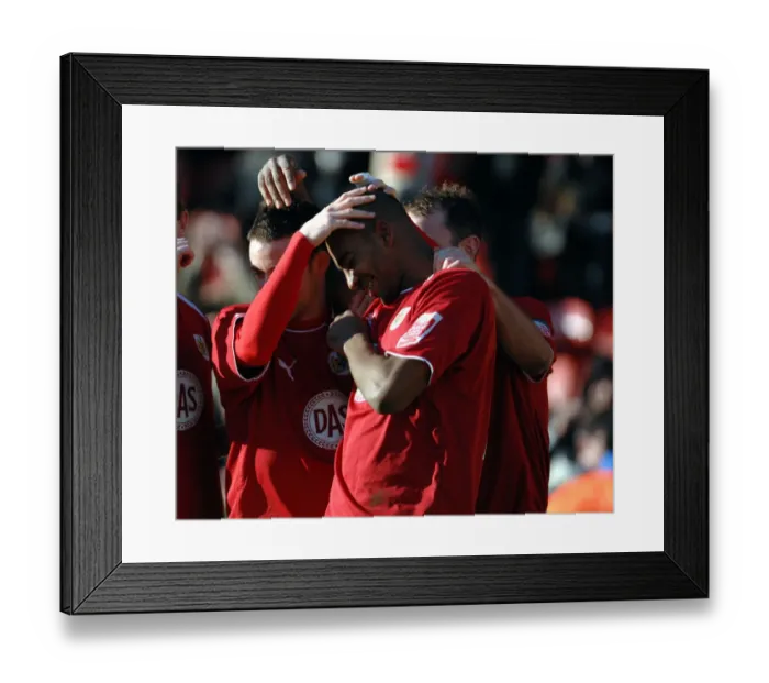 Framed Print : Watford vs. Bristol City: A Football Showdown (Season 08-09) Framed Print : Watford vs. Bristol City: A Football Showdown (Season 08-09)
