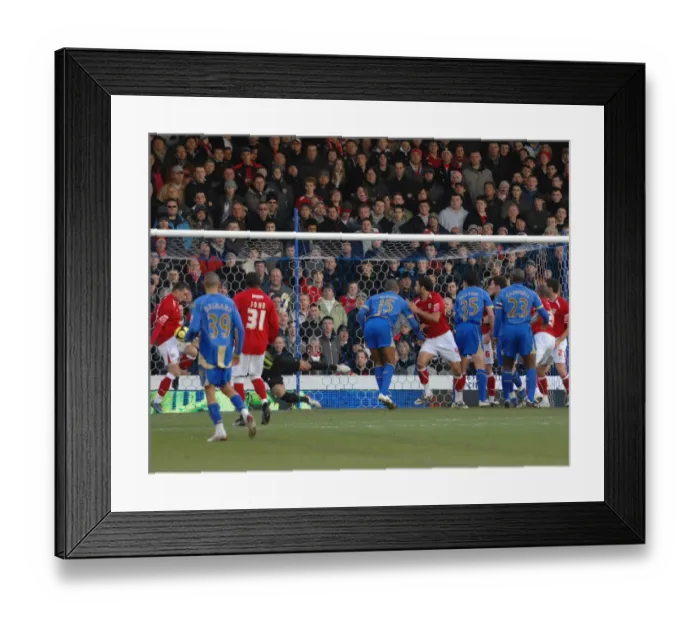 Framed Print : Peter Styvar clears Sivan distins effort