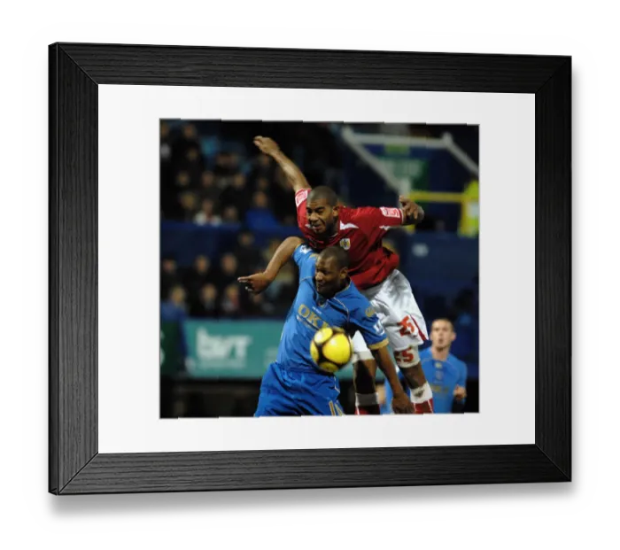 Framed Print : FA Cup Showdown: Portsmouth vs. Bristol City, Season 08-09 Framed Print : FA Cup Showdown: Portsmouth vs. Bristol City, Season 08-09