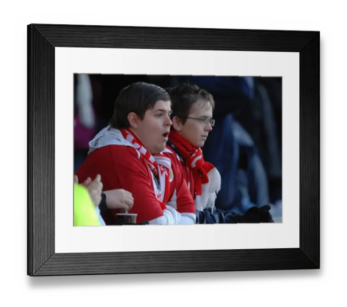 Framed Print : FA Cup Showdown: Portsmouth vs. Bristol City, Season 08-09