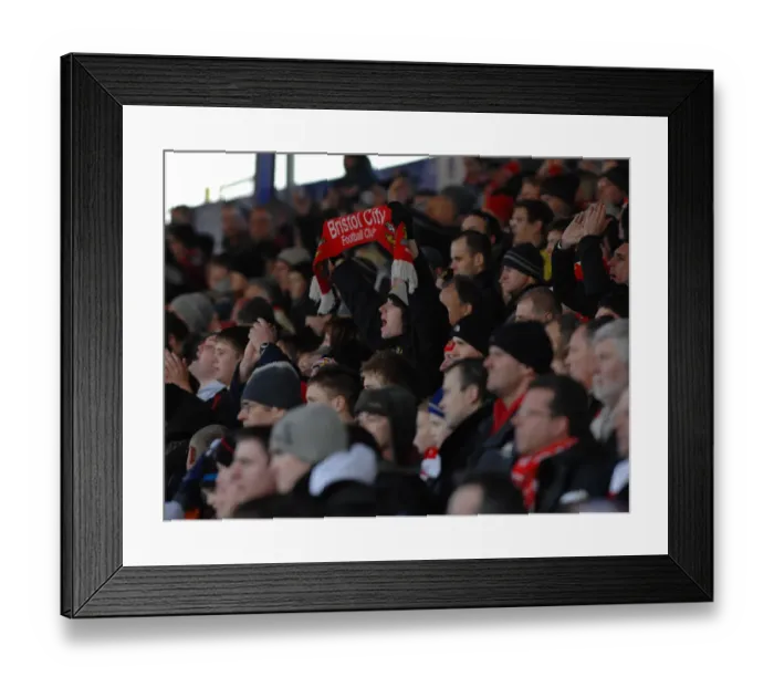 Framed Print : FA Cup Showdown: Portsmouth vs. Bristol City, Season 08-09 Framed Print : FA Cup Showdown: Portsmouth vs. Bristol City, Season 08-09