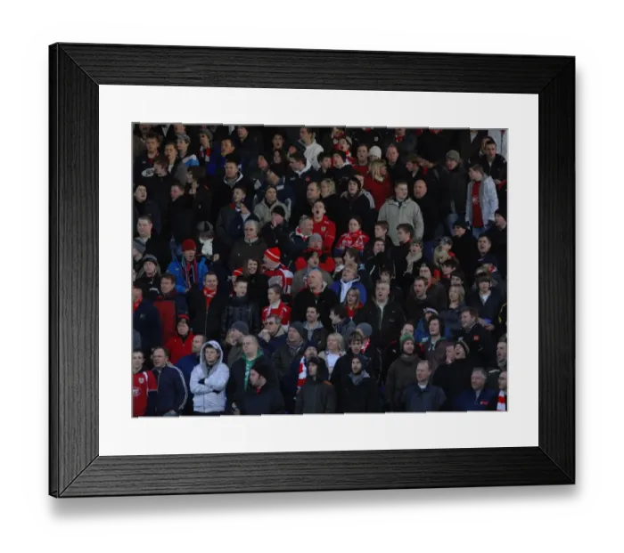 Framed Print : FA Cup Showdown: Portsmouth vs. Bristol City, Season 08-09