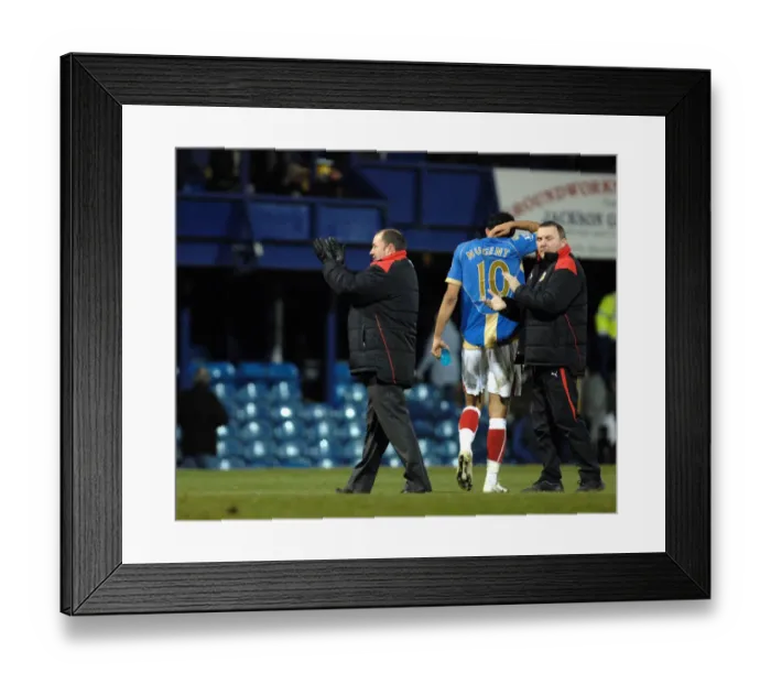 Framed Print : Gary Johnson thanks the travelling fans