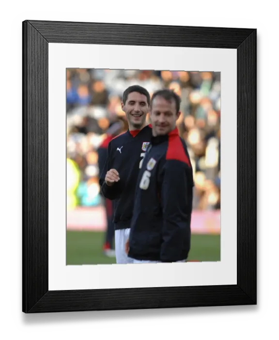 Framed Print : Bradley Orr Shares a joke with teammates Framed Print : Bradley Orr Shares a joke with teammates