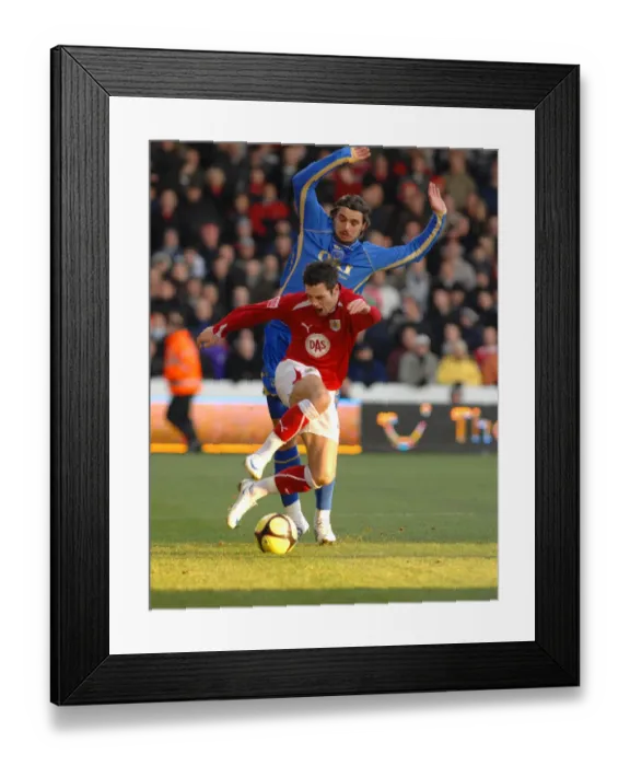Framed Print : Ivan Sproule is chased by Niko Kranjcar
