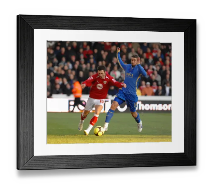Framed Print : Ivan Sproule is chased by Niko Cranjcar