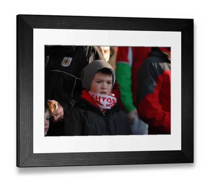 Framed Print : FA Cup Showdown: Portsmouth vs. Bristol City, Season 08-09