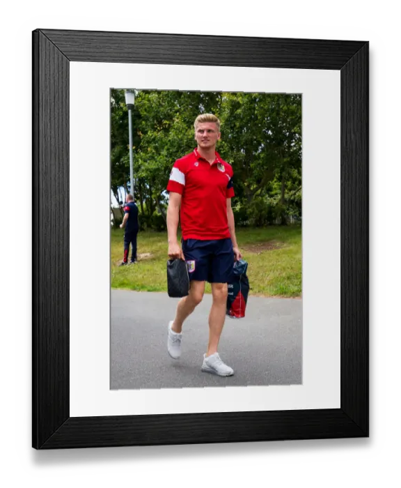 Framed Print : Taylor Moore in Action: Guernsey FC vs. Bristol City Pre-season Friendly (09.07.17) Framed Print : Taylor Moore in Action: Guernsey FC vs. Bristol City Pre-season Friendly (09.07.17)