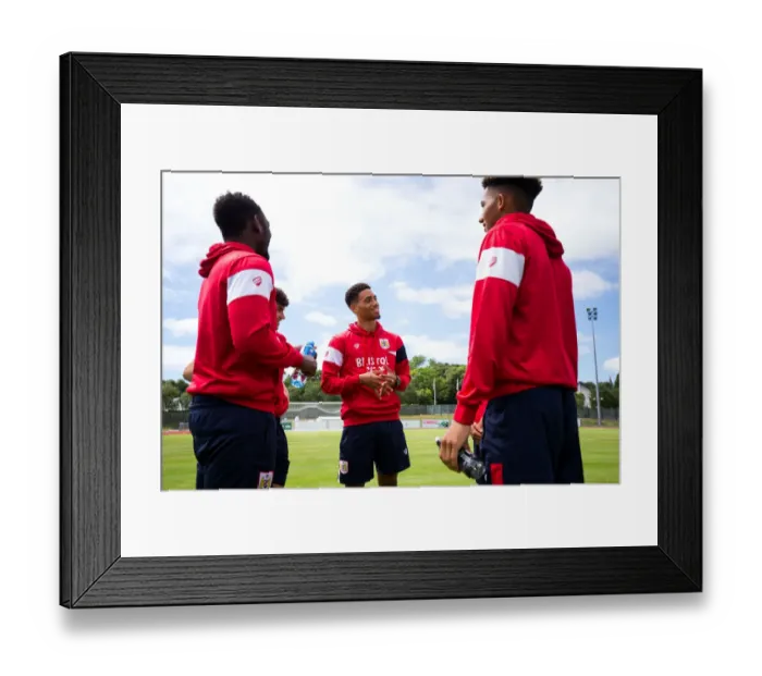 Framed Print : Zak Vyner in Pre-season Action: Guernsey FC vs. Bristol City, 2017 Framed Print : Zak Vyner in Pre-season Action: Guernsey FC vs. Bristol City, 2017