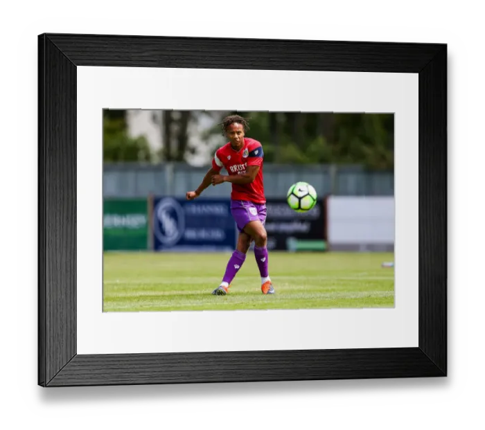 Framed Print : Bobby Reid of Bristol City Warming Up Ahead of Guernsey Friendly, 2017
