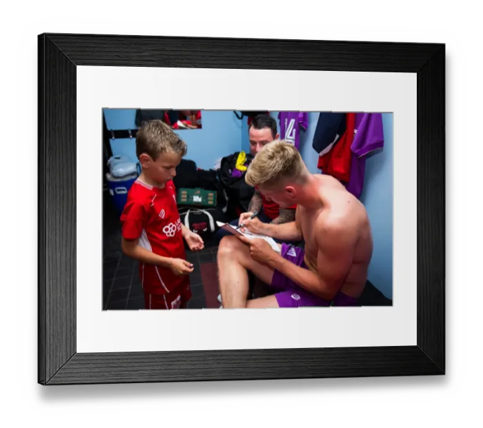 Framed Print : Bristol City's Taylor Moore Meets Mascots Before Bristol Manor Farm Match, 2017 Framed Print : Bristol City's Taylor Moore Meets Mascots Before Bristol Manor Farm Match, 2017