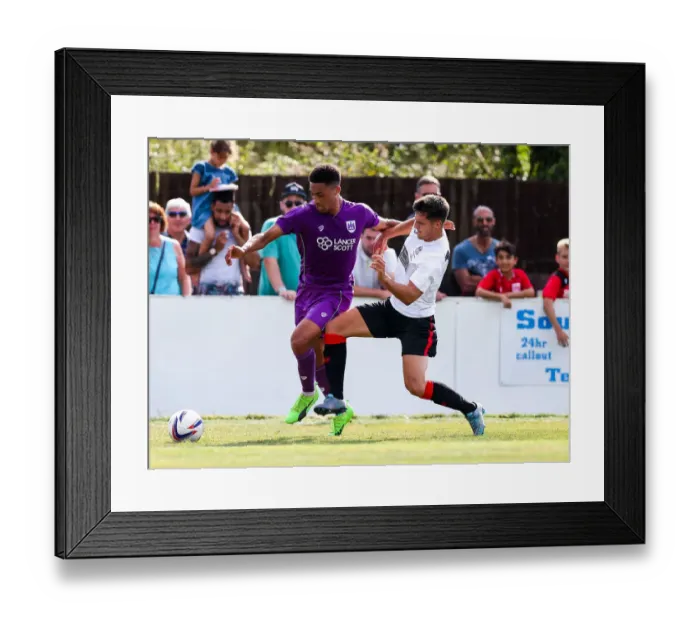 Framed Print : Zak Vyner in Pre-season Action: Bristol City vs. Bristol Manor Farm, 2017 Framed Print : Zak Vyner in Pre-season Action: Bristol City vs. Bristol Manor Farm, 2017