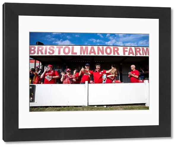 Bristol City Fans in Action: Pre-season Friendly Against Bristol Manor Farm, 2017
