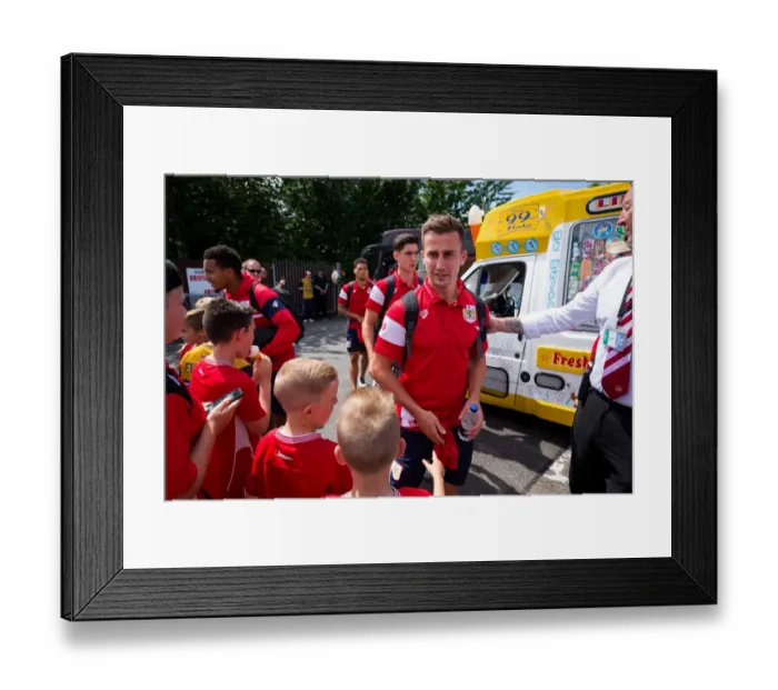 Framed Print : Joe Bryan's Arrival: Bristol Manor Farm vs. Bristol City (09.07.2017)