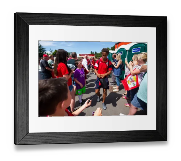 Framed Print : Bobby Reid's Arrival: Bristol Manor Farm vs. Bristol City (09.07.17) Framed Print : Bobby Reid's Arrival: Bristol Manor Farm vs. Bristol City (09.07.17)