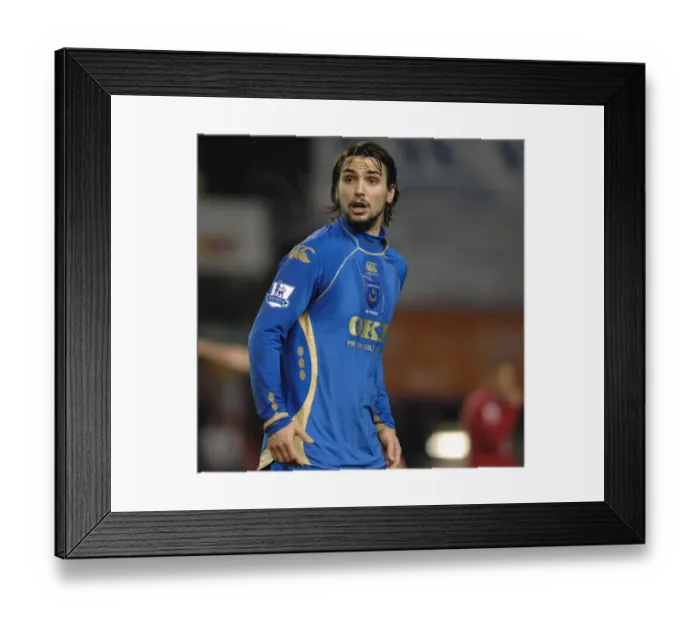 Framed Print : Bristol City vs Portsmouth: A Football Rivalry - Season 08-09