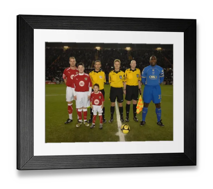 Framed Print : Bristol City vs Portsmouth: A Football Rivalry - Season 08-09
