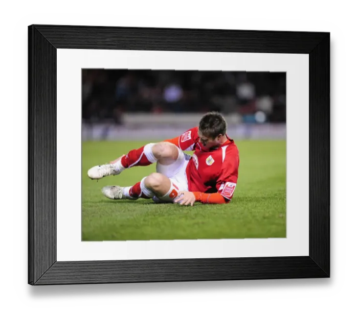 Framed Print : Clash of Titans: Bristol City vs. Wolverhampton Wanderers, 08-09 Season Framed Print : Clash of Titans: Bristol City vs. Wolverhampton Wanderers, 08-09 Season