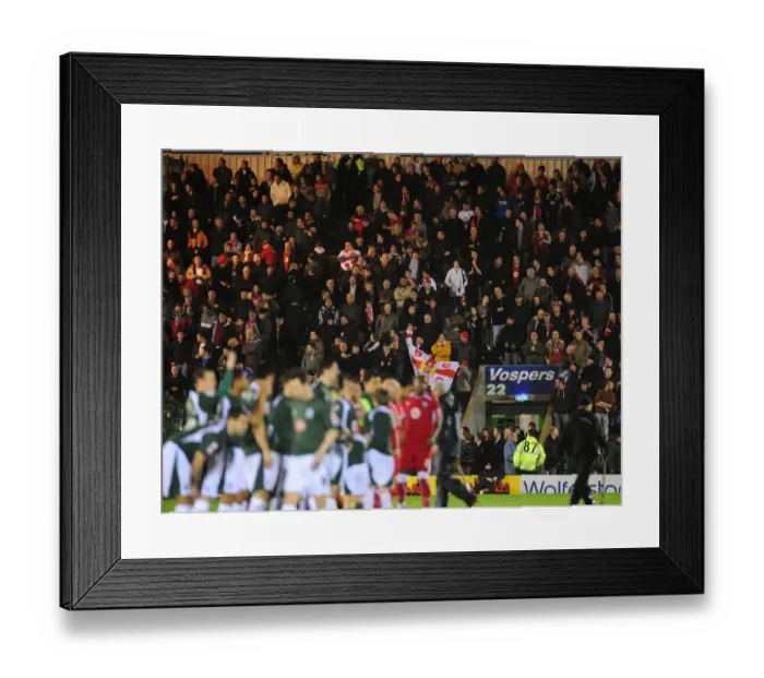 Framed Print : A Football Showdown: Bristol City vs Plymouth Argyle - Season 08-09 Framed Print : A Football Showdown: Bristol City vs Plymouth Argyle - Season 08-09