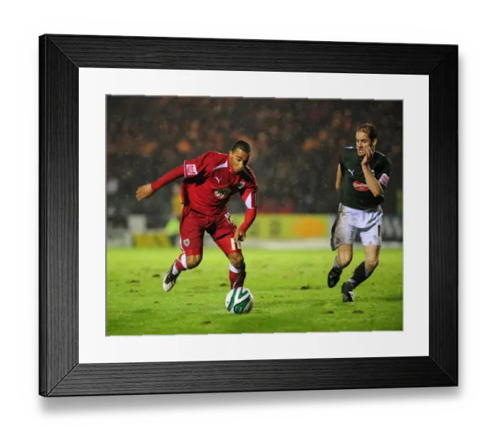 Framed Print : Bristol City vs Plymouth Argyle: A Football Showdown - Season 08-09