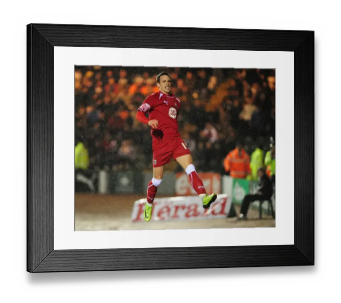 Framed Print : A Football Rivalry: Bristol City vs. Plymouth Argyle - Clash of South West Giants (Season 08-09) Framed Print : A Football Rivalry: Bristol City vs. Plymouth Argyle - Clash of South West Giants (Season 08-09)