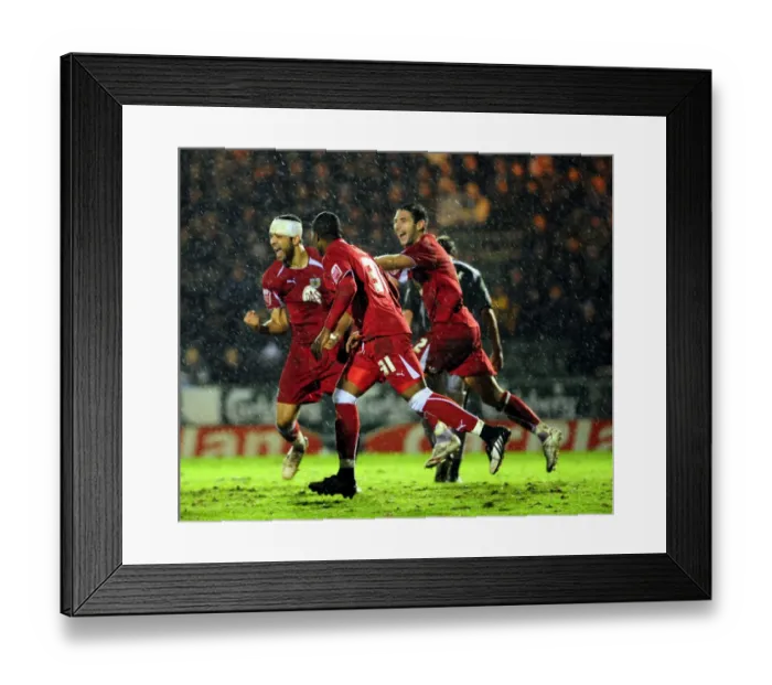 Framed Print : The Clash of South West Giants: Plymouth Argyle vs. Bristol City - Season 08-09