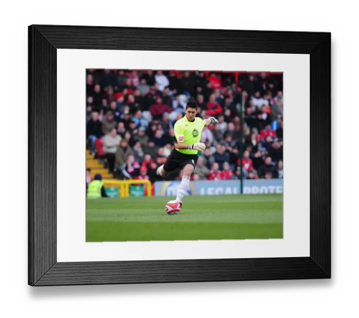 Framed Print : Bristol City vs Barnsley: A Football Rivalry from Season 08-09 Framed Print : Bristol City vs Barnsley: A Football Rivalry from Season 08-09
