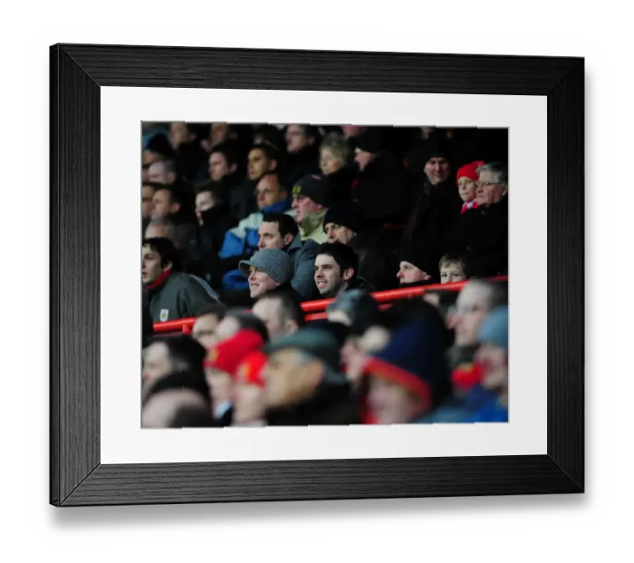 Framed Print : Bristol City vs Barnsley: A Football Rivalry - Season 08-09 Framed Print : Bristol City vs Barnsley: A Football Rivalry - Season 08-09