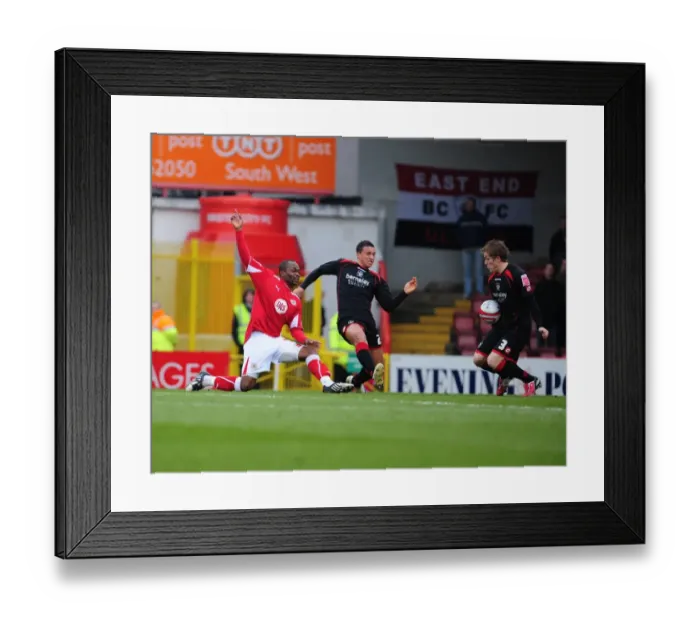 Framed Print : Bristol City vs Barnsley: A Football Rivalry - Season 08-09 Framed Print : Bristol City vs Barnsley: A Football Rivalry - Season 08-09