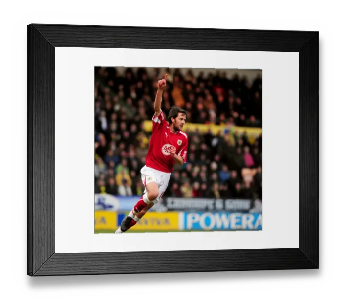 Framed Print : A Football Rivalry: Bristol City vs. Norwich City - Season 08-09 Framed Print : A Football Rivalry: Bristol City vs. Norwich City - Season 08-09