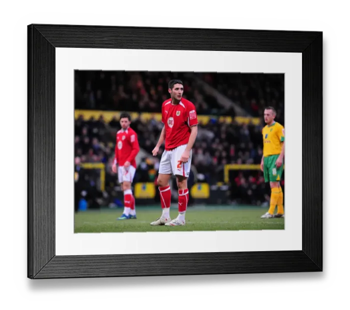 Framed Print : Clash of Titans: Norwich City vs. Bristol City (Season 08-09) Framed Print : Clash of Titans: Norwich City vs. Bristol City (Season 08-09)
