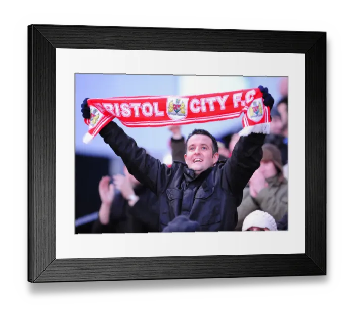 Framed Print : The Clash of the Birds: Norwich City vs. Bristol City (Season 08-09) Framed Print : The Clash of the Birds: Norwich City vs. Bristol City (Season 08-09)