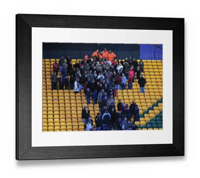 Framed Print : The Clash Between the Canaries and the Robins: Norwich City vs. Bristol City - Season 08-09 Football Rivalry