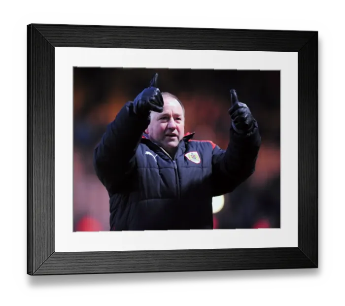 Framed Print : The Clash of the Birds: Norwich City vs. Bristol City - Football Rivalry (08-09 Season) Framed Print : The Clash of the Birds: Norwich City vs. Bristol City - Football Rivalry (08-09 Season)