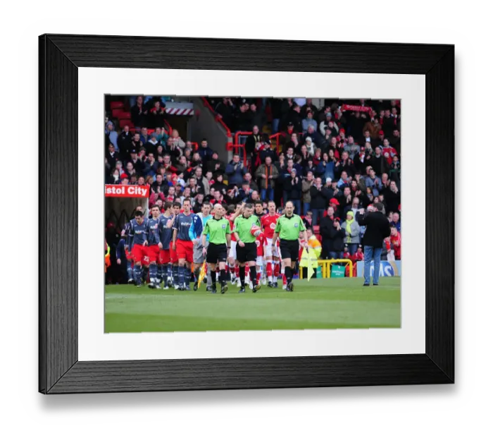 Framed Print : Bristol City vs Southampton: A Football Rivalry (Season 08-09) Framed Print : Bristol City vs Southampton: A Football Rivalry (Season 08-09)
