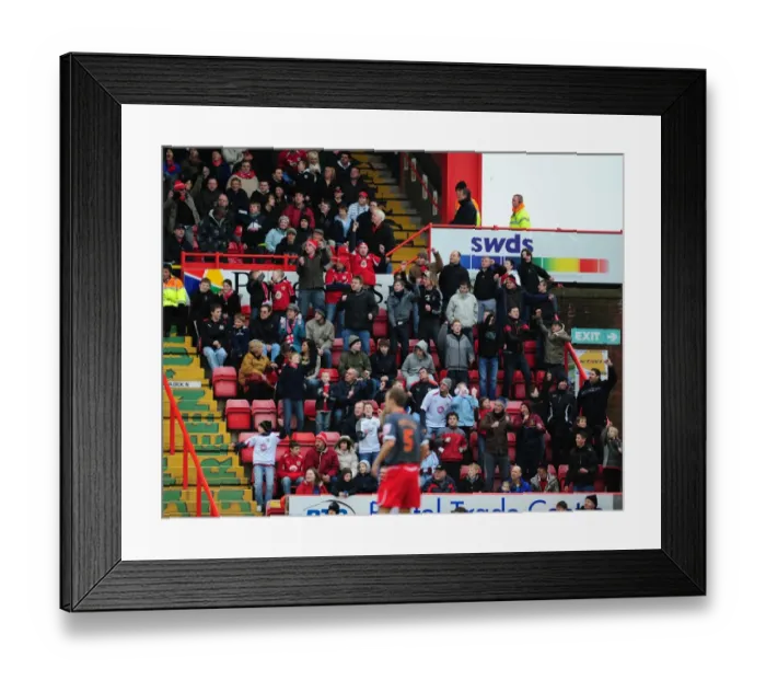 Framed Print : Bristol City vs Southampton: A Football Rivalry - Season 08-09 Framed Print : Bristol City vs Southampton: A Football Rivalry - Season 08-09