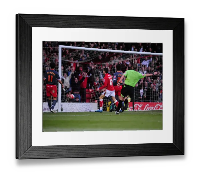 Framed Print : Bristol City vs Southampton: A Football Rivalry - 08-09 Season Framed Print : Bristol City vs Southampton: A Football Rivalry - 08-09 Season