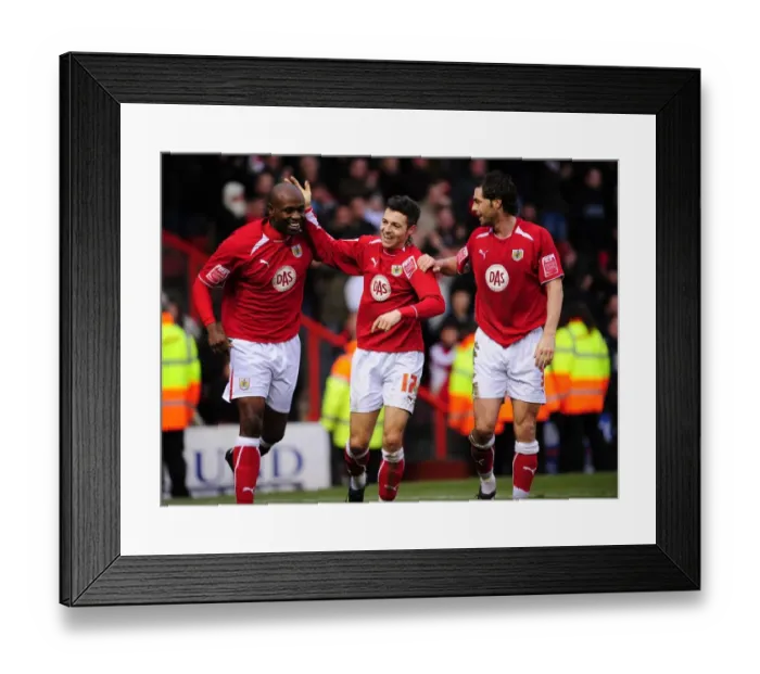 Framed Print : Bristol City vs Southampton: A Football Rivalry (Season 08-09) Framed Print : Bristol City vs Southampton: A Football Rivalry (Season 08-09)