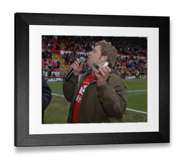 Framed Print : Bristol City vs Southampton: A Football Rivalry (Season 08-09) Framed Print : Bristol City vs Southampton: A Football Rivalry (Season 08-09)