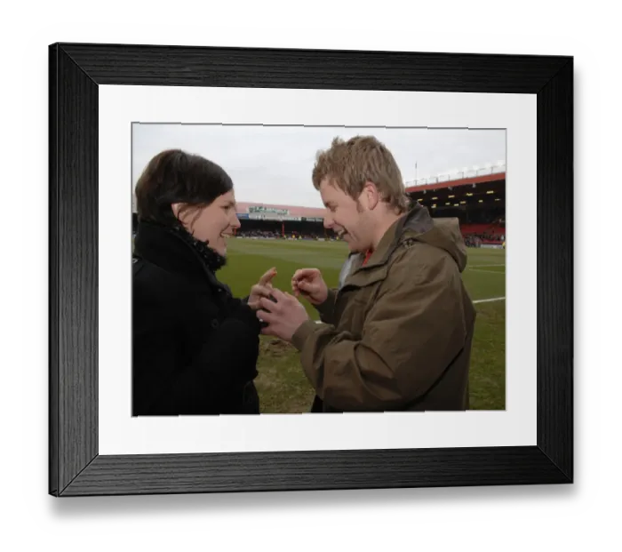 Framed Print : Bristol City vs Southampton: A Football Rivalry - 08-09 Season Framed Print : Bristol City vs Southampton: A Football Rivalry - 08-09 Season