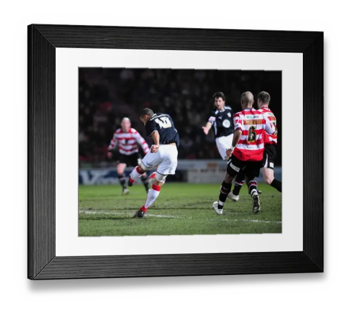 Framed Print : Bristol City vs. Doncaster Rovers: A Football Rivalry - Season 08-09 Framed Print : Bristol City vs. Doncaster Rovers: A Football Rivalry - Season 08-09