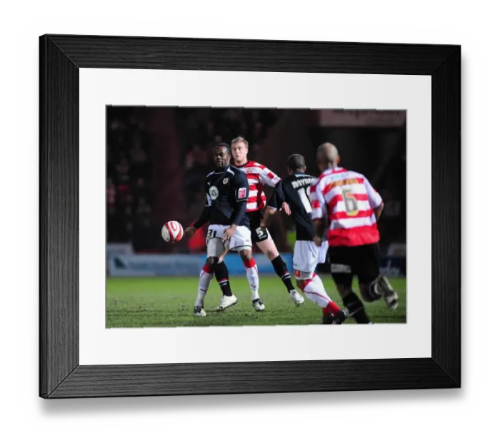 Framed Print : Bristol City First Team: Season 08-09: Doncaster Rovers V Bristol City Framed Print : Bristol City First Team: Season 08-09: Doncaster Rovers V Bristol City