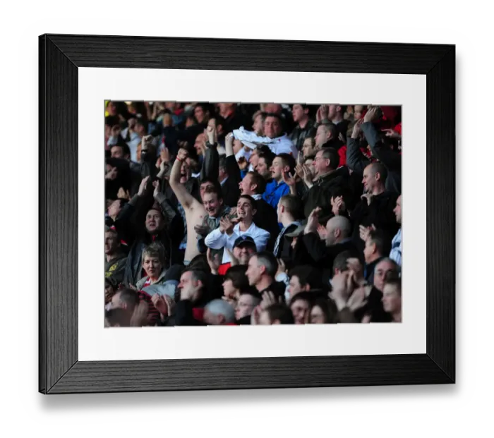 Framed Print : The Clash of the Rivals: Reading vs. Bristol City - Season 08-09 Framed Print : The Clash of the Rivals: Reading vs. Bristol City - Season 08-09
