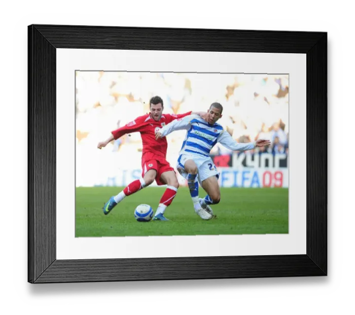 Framed Print : The Clash of Rivals: Reading vs. Bristol City - Season 08-09 Football Match Framed Print : The Clash of Rivals: Reading vs. Bristol City - Season 08-09 Football Match